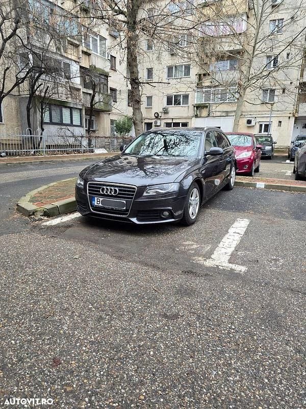 Second-hand Audi A4 143 CP (105 kW) 2011 Culoaregri Break