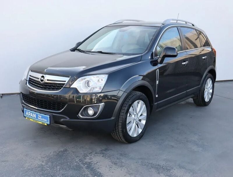 Negru Utilizat 2014 Opel Antara SUV | 9.990 EUR (Scump) - Imagine 1/4