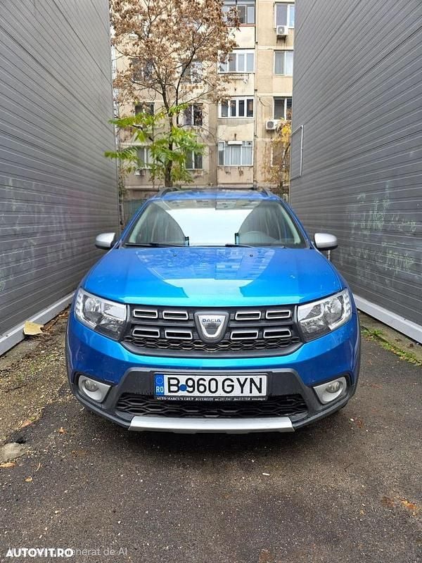 Second-hand Dacia Sandero Stepway 100 CP (73 kW) 2020 Culoarealbastru Hatchback