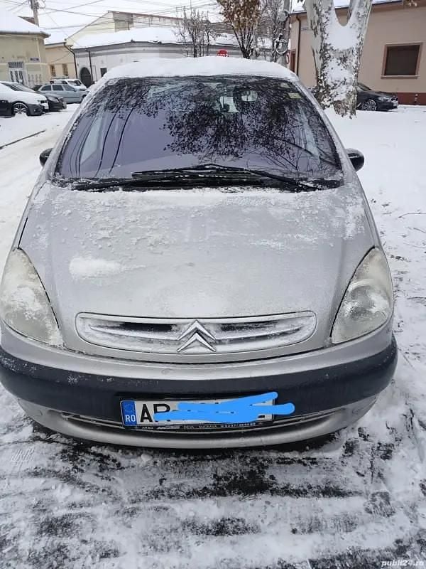 Second-hand Citroën Xsara Picasso 70 CP (51 kW) 2001 Gri Monovolum