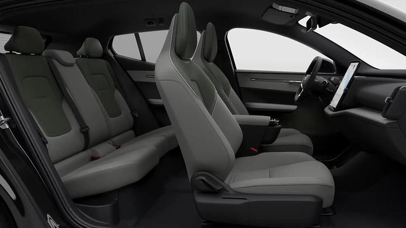 Second-hand Volvo EX30 Performance 314 kW (428 CP) 2024 ["onyx black"] SUV