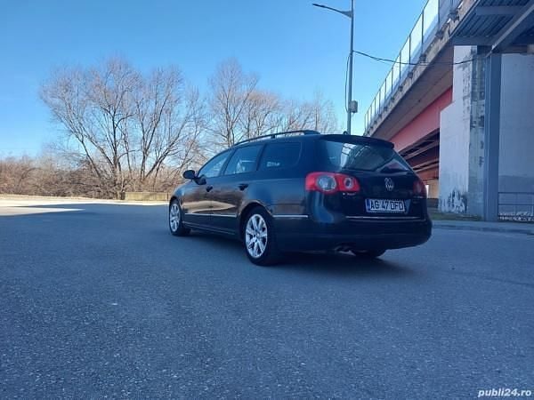 Utilizat 2006 VW Passat Hatchback | 2.150 EUR (Preț bun) - Imagine 1/4