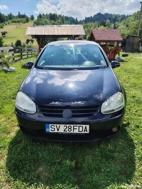 Utilizat 2005 VW Golf Berlinǎ | 2.300 EUR (Preț OK) - Imagine 1/4