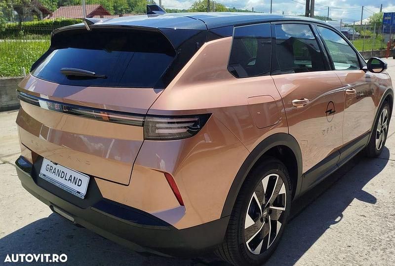 Second-hand Opel Grandland X 136 CP (100 kW) 2024 Maro SUV