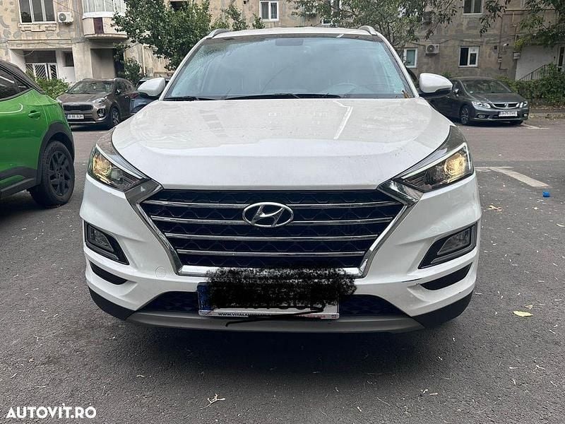 Culoarealb Utilizat 2018 Hyundai Tucson SUV | 16.200 EUR (Preț bun) - Imagine 1/4