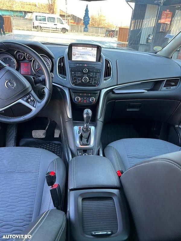 Maro Utilizat 2014 Opel Zafira Business Monovolum | 6.500 EUR - Imagine 1/4