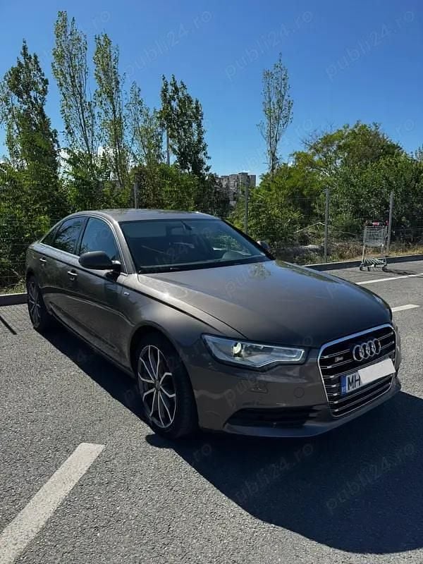 Utilizat 2004 Audi A6 Berlinǎ | 11.700 EUR - Imagine 1/4