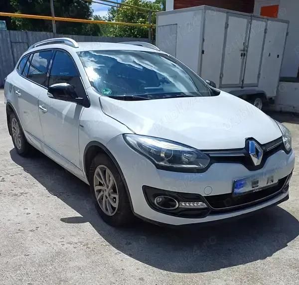 Utilizat 2014 Renault Mégane III Hatchback | 6.550 EUR (Puțin scump) - Imagine 1/4