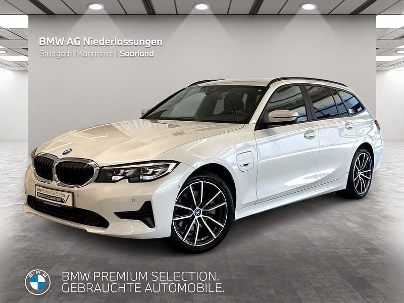 Utilizat 2022 BMW 320e Sport Line Break | 29.599 EUR (Preț OK) - Imagine 1/1