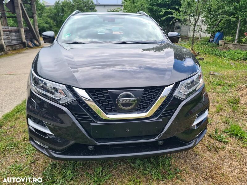 Second-hand Nissan Qashqai N-Connecta 115 CP (84 kW) 2017 Negru SUV
