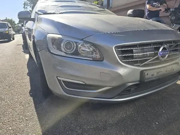 Second-hand Volvo S60 192 CP (141 kW) 2014 Berlinǎ