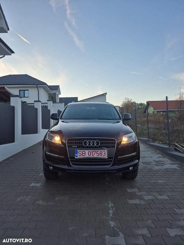 Culoarenegru Utilizat 2007 Audi Q7 SUV | 6.899 EUR - Imagine 1/4