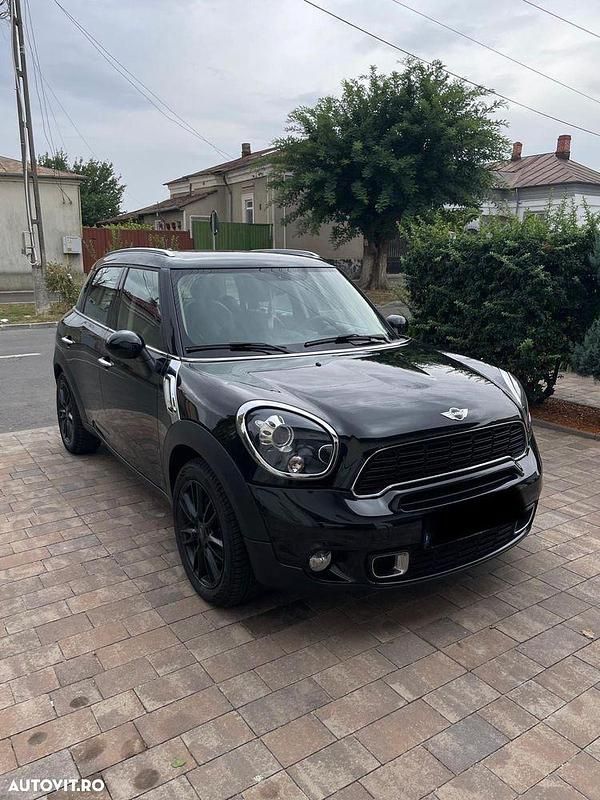 Culoarenegru Utilizat 2014 Mini Countryman SUV | 12.500 EUR - Imagine 1/4