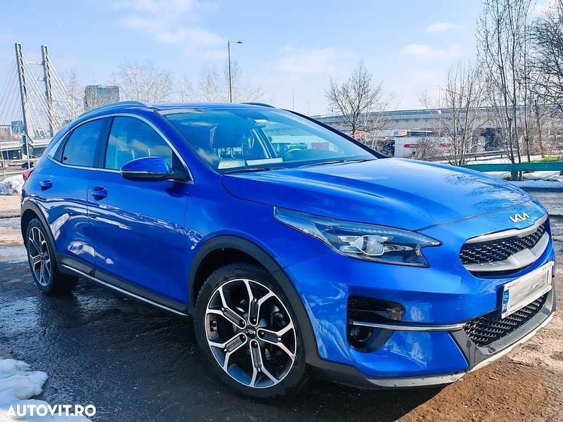 Second-hand Kia XCeed Style 160 CP (117 kW) 2022 Culoarealbastru SUV