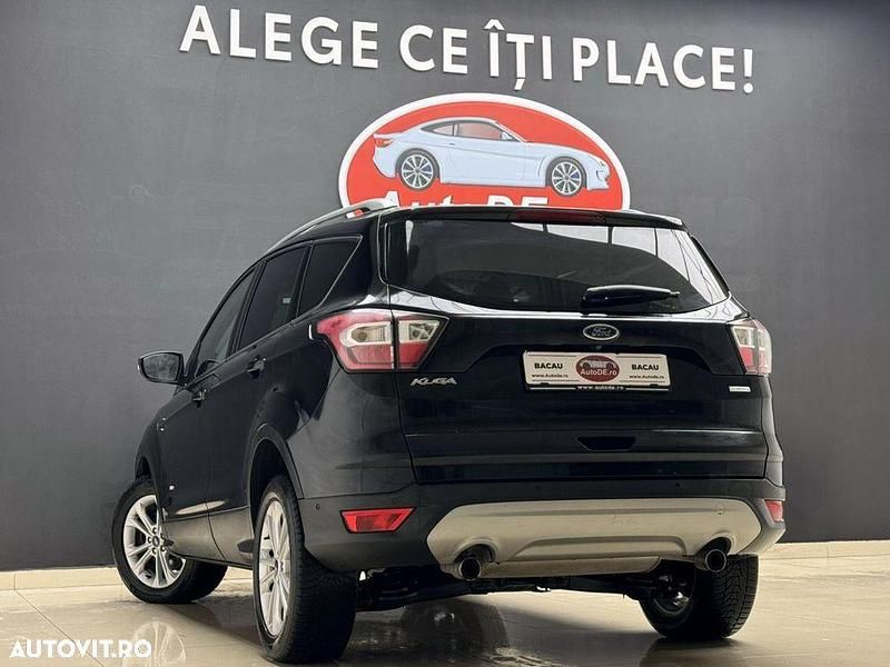 Second-hand Ford Kuga 182 CP (133 kW) 2017 Culoarenegru SUV