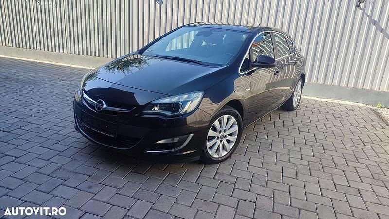 Culoaremaro Utilizat 2015 Opel Astra Edition Berlinǎ | 5.590 EUR (Preț OK) - Imagine 1/4