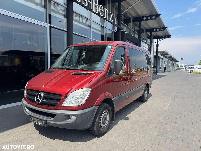 Rosu Utilizat 2011 Mercedes Sprinter Van | 18.683 EUR - Imagine 1/4