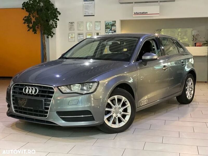 Second-hand Audi A3 Attraction 150 CP (110 kW) 2015 Gri Hatchback