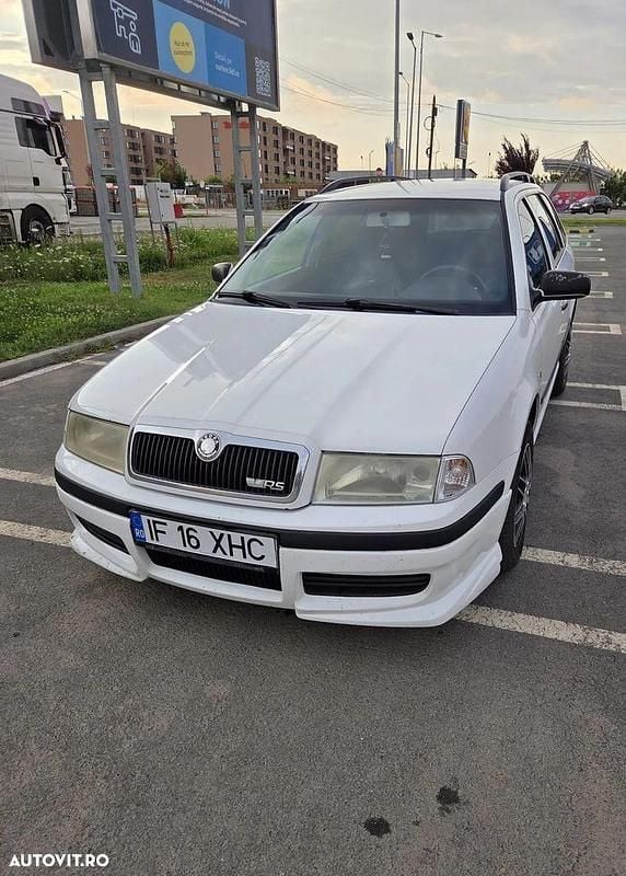 Alb Utilizat 2005 Skoda Octavia Tour Break | 1.790 EUR (Preț OK) - Imagine 1/4