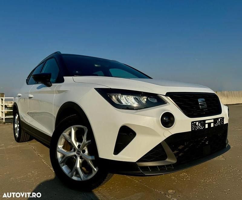 Culoarealb Utilizat 2023 Seat Arona FR SUV | 16.450 EUR (Preț OK) - Imagine 1/4