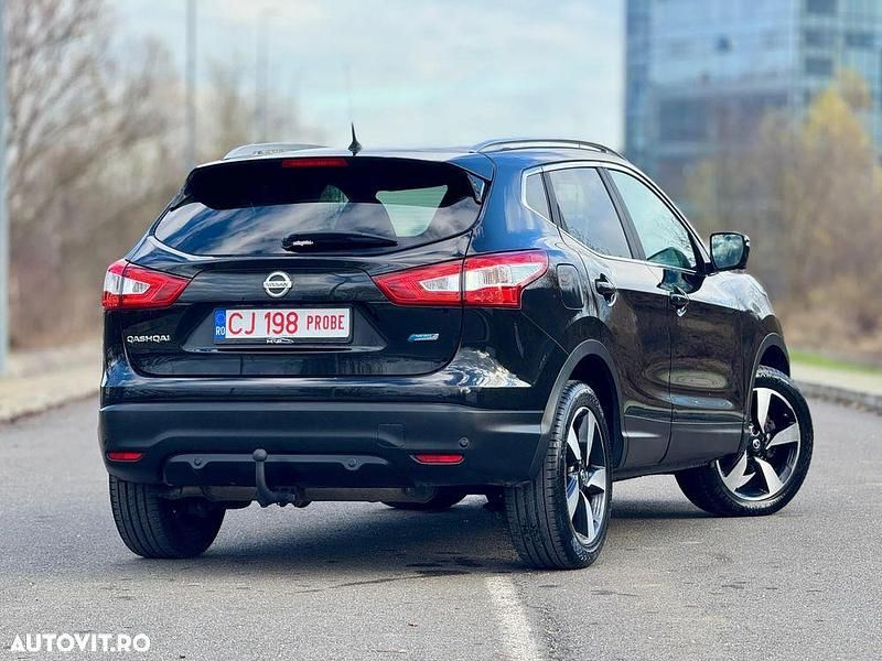 Second-hand Nissan Qashqai Tekna 110 CP (80 kW) 2015 Culoarenegru SUV