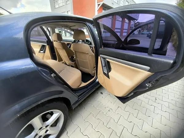 Second-hand Opel Vectra 140 CP (102 kW) 2008 Berlinǎ