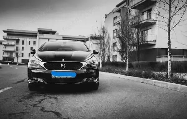 Negru Utilizat 2018 DS Automobiles DS5 Hatchback | 10.999 EUR - Imagine 1/4