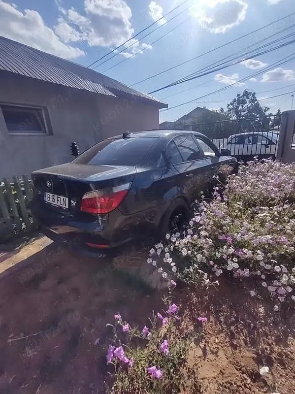 Utilizat 2006 BMW 525 Berlinǎ | 4.000 EUR (Preț OK) - Imagine 1/4