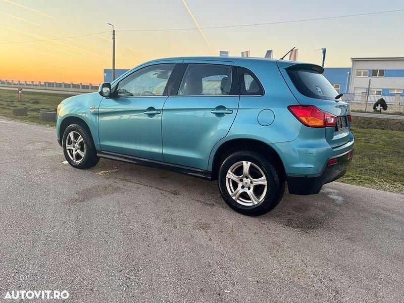 Second-hand Mitsubishi ASX Instyle 150 CP (110 kW) 2011 Culoarealbastru SUV