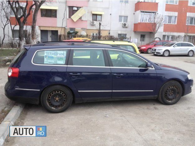 Albastru Utilizat 2007 VW Passat Break | 3.250 EUR (Preț OK) - Imagine 1/4