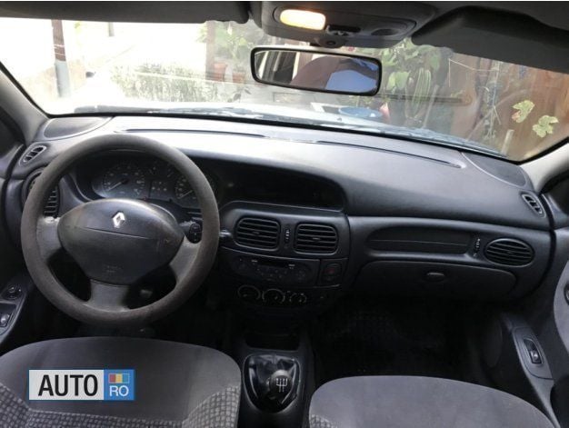 Second-hand Renault Mégane GrandTour 100 CP (73 kW) 2003 Gri Break