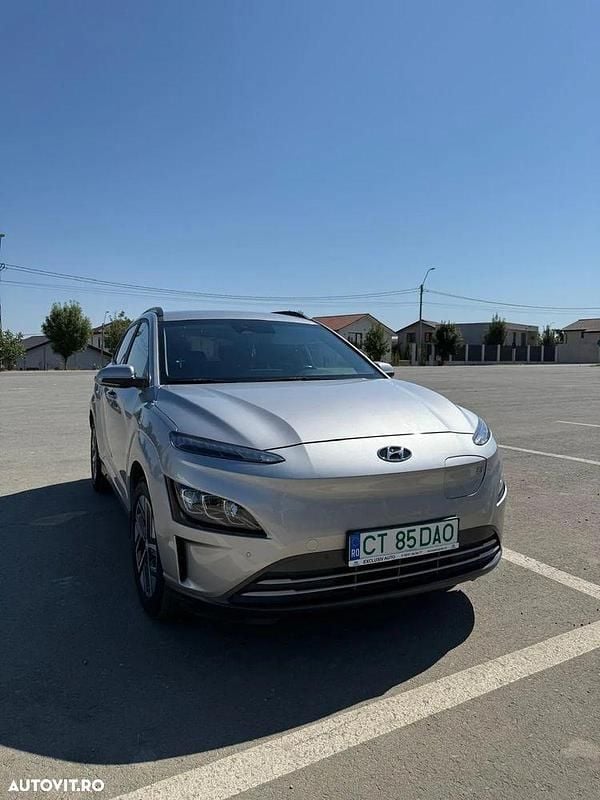 Culoaregri Utilizat 2023 Hyundai Kona SUV | 17.000 EUR - Imagine 1/4