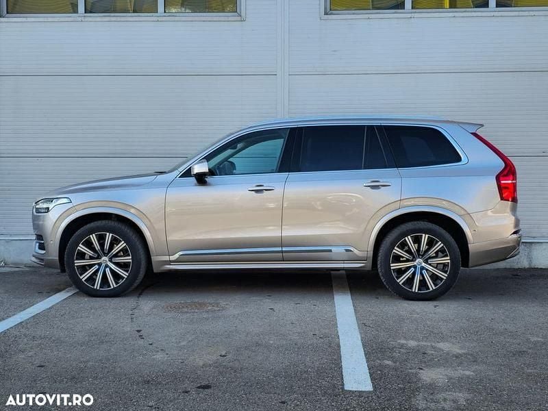 Second-hand Volvo XC90 300 CP (220 kW) 2023 Culoarebej SUV