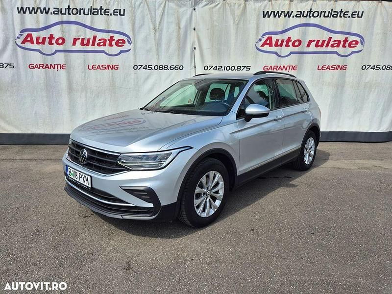 Culoareargint Utilizat 2023 VW Tiguan Life SUV | 26.990 EUR (Preț OK) - Imagine 1/4