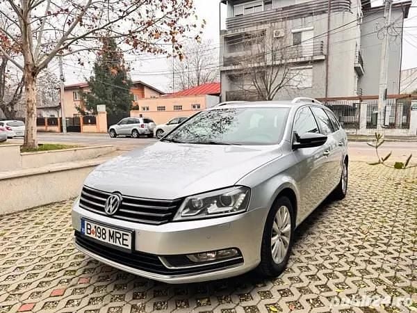 Utilizat 2015 VW Passat Hatchback | 6.600 EUR (Super Preț) - Imagine 1/4