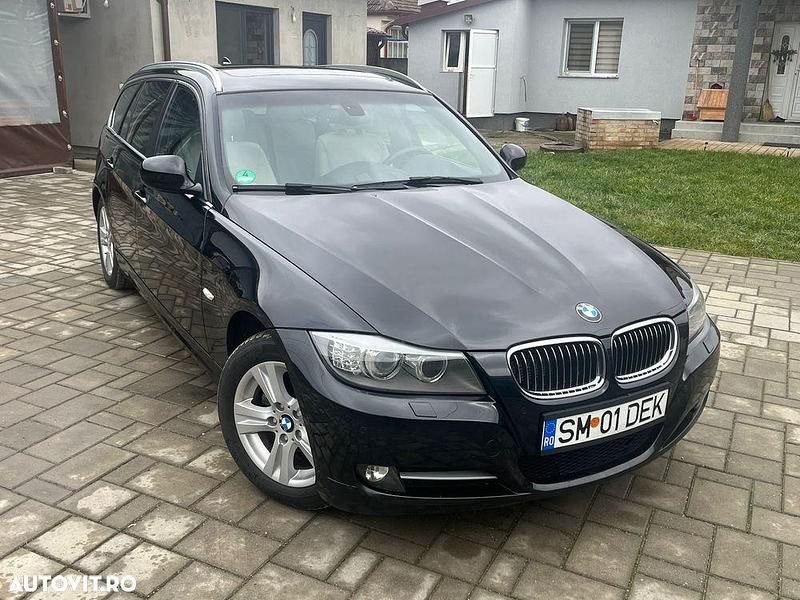 Second-hand BMW 320 Exclusive 183 CP (134 kW) 2011 Culoarenegru Break