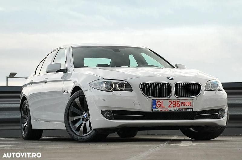 Culoarealb Utilizat 2013 BMW 520 Comfort Edition Berlinǎ | 10.690 EUR (Super Preț) - Imagine 1/4