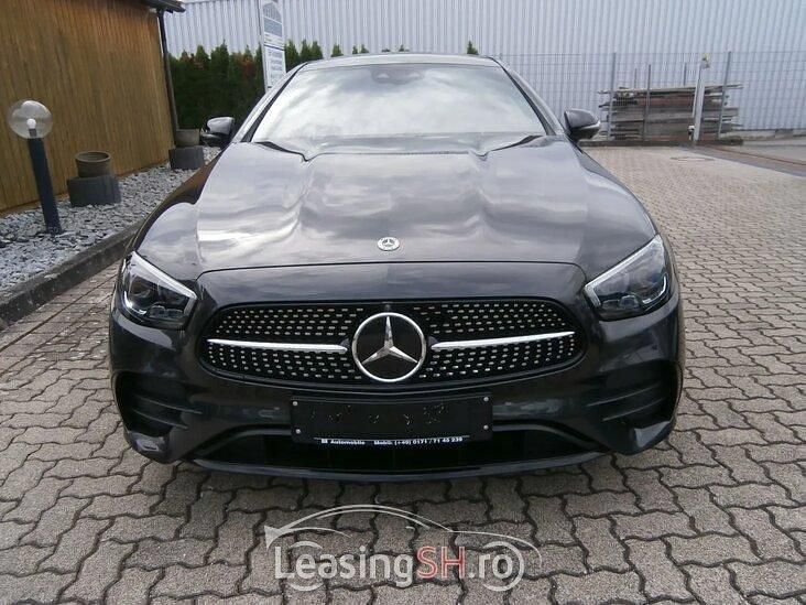 Negru Utilizat 2021 Mercedes E450 Coupe | 54.000 EUR (Preț OK) - Imagine 1/4