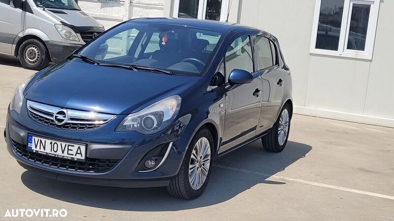 Albastru Utilizat 2014 Opel Corsa Cosmo Hatchback | 4.999 EUR - Imagine 1/4