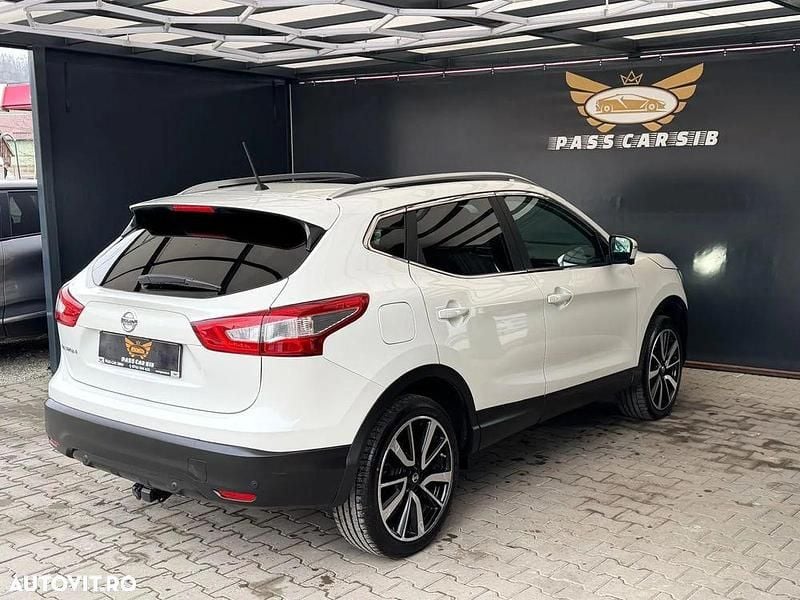 Second-hand Nissan Qashqai Tekna+ 130 CP (95 kW) 2016 Culoarealb SUV