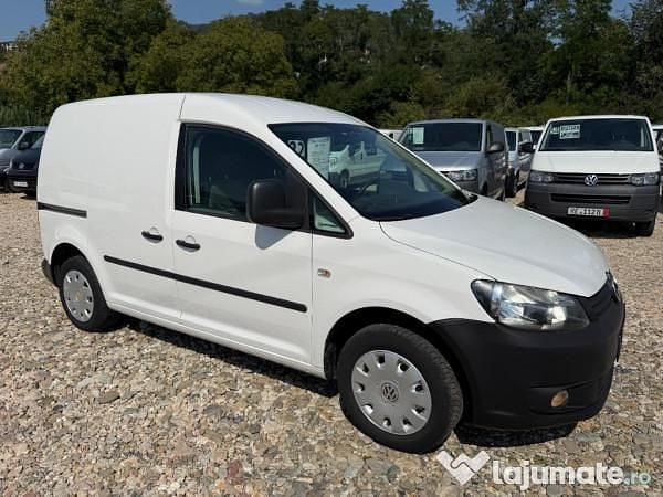 Second-hand VW Caddy 105 CP (77 kW) 2012 Alb Monovolum