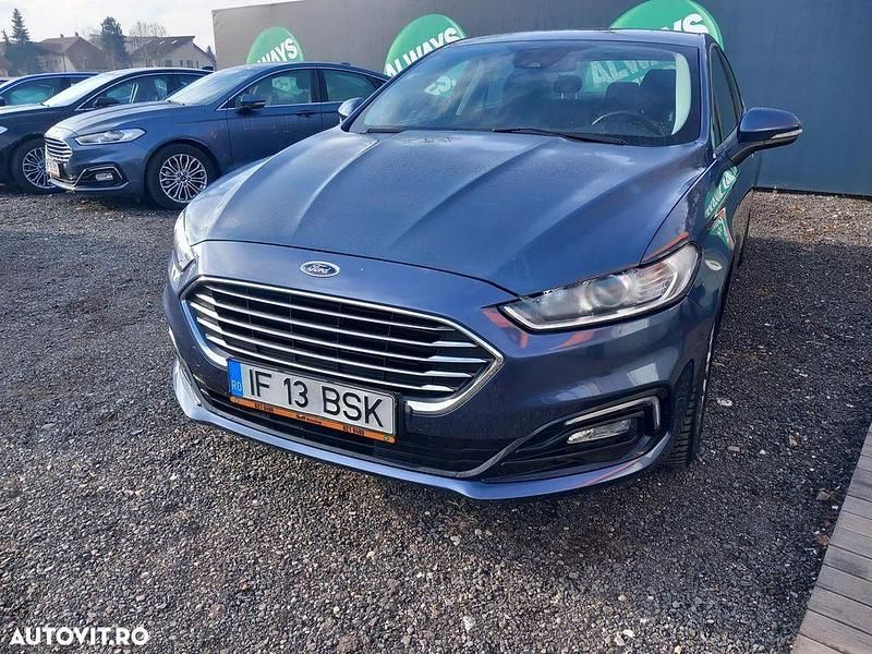 Albastru Second-hand 2021 Ford Mondeo Trend Berlinǎ | 14.900 EUR (Super Preț) - Imagine 1/4