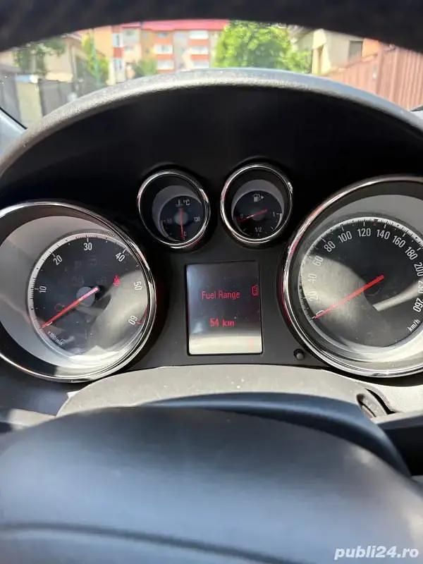 Gri Utilizat 2011 Opel Astra Hatchback | 3.900 EUR (Preț OK) - Imagine 1/4