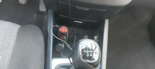 Second-hand Kia Ceed 116 CP (85 kW) 2010 Rosu Hatchback