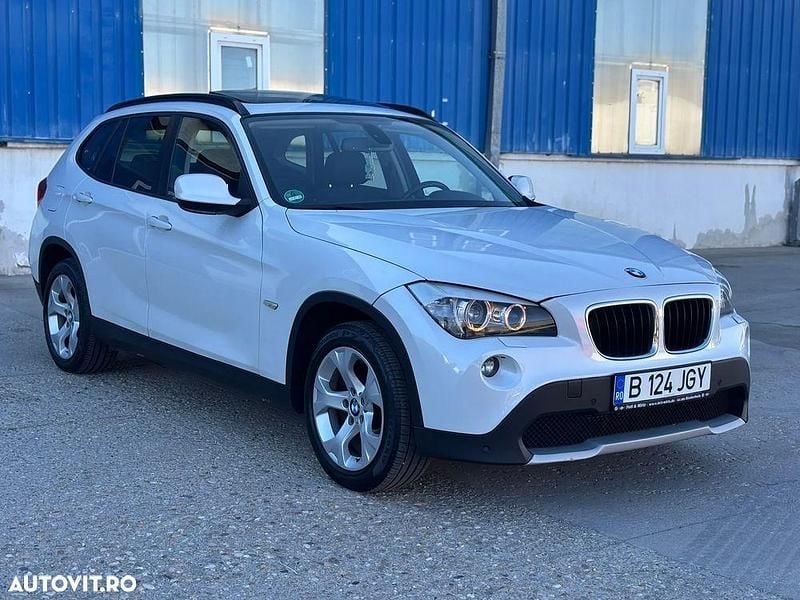Alb Utilizat 2011 BMW X1 Sport Line SUV | 6.490 EUR (Preț OK) - Imagine 1/4