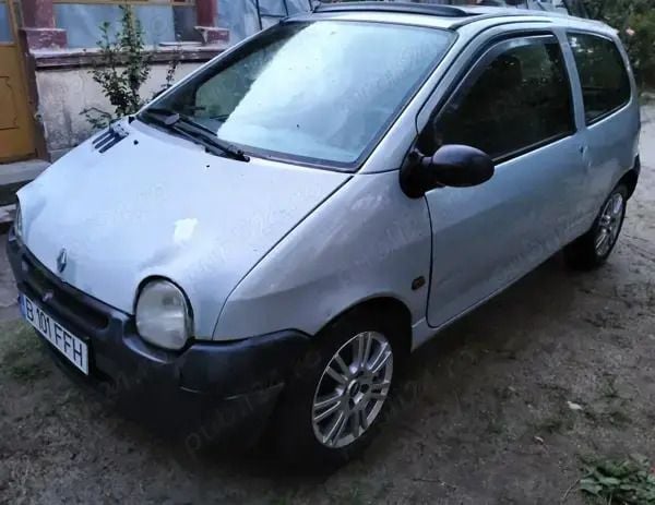 Utilizat 2005 Renault Twingo Hatchback | 750 EUR - Imagine 1/4