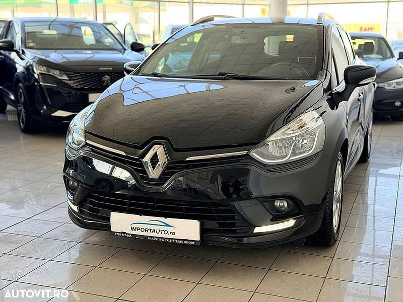 Second-hand Renault Clio GrandTour LIMITED 90 CP (66 kW) 2020 Culoarenegru Break