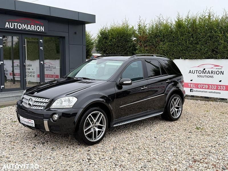 Culoarenegru Utilizat 2007 Mercedes ML320 SUV | 9.990 EUR - Imagine 1/4
