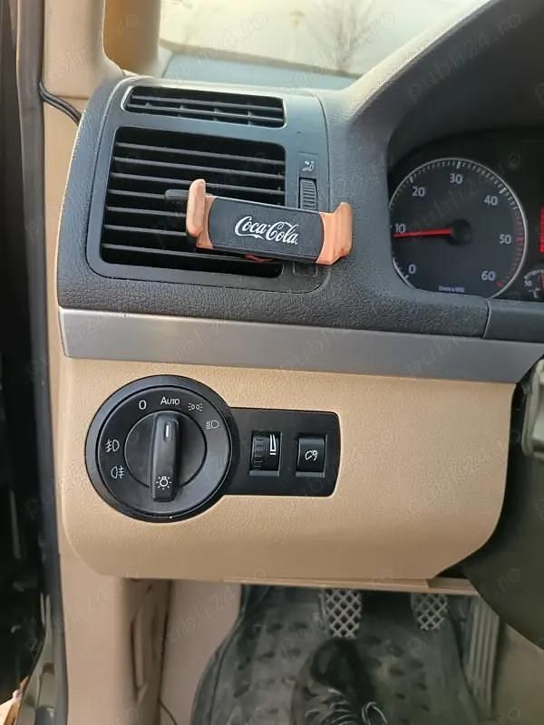 Utilizat 2004 VW Touran Monovolum | 2.500 EUR (Preț OK) - Imagine 1/4