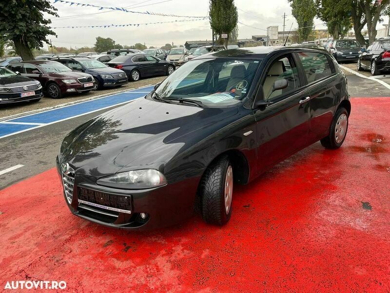 Second-hand Alfa Romeo 147 120 CP (88 kW) 2008 Negru Hatchback